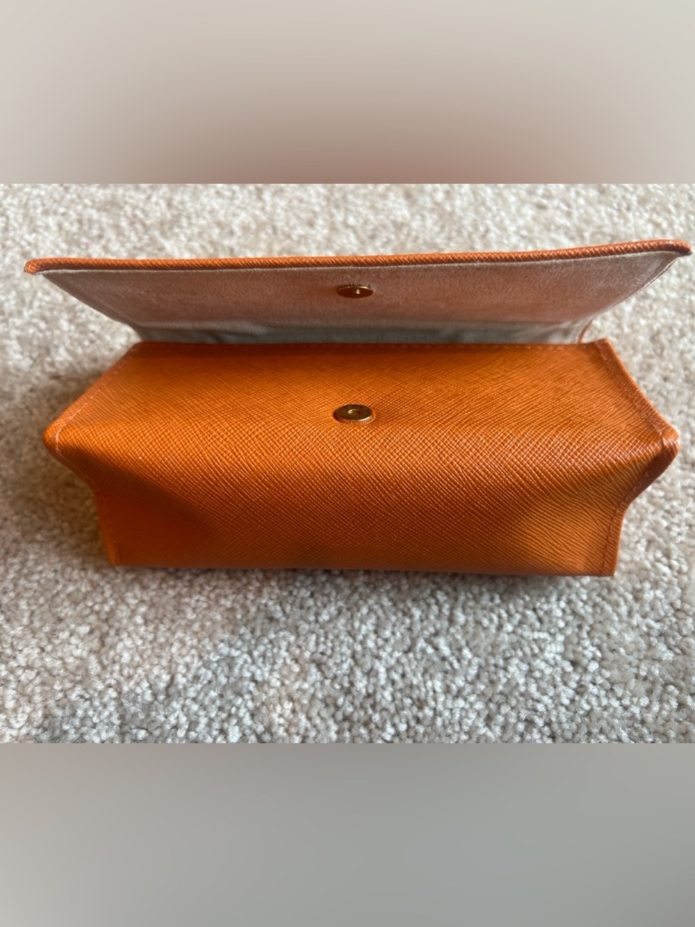 Tory Burch Orange Saffiano Leather Wallet with Gold Logo Accent. - Picture 3 of 4